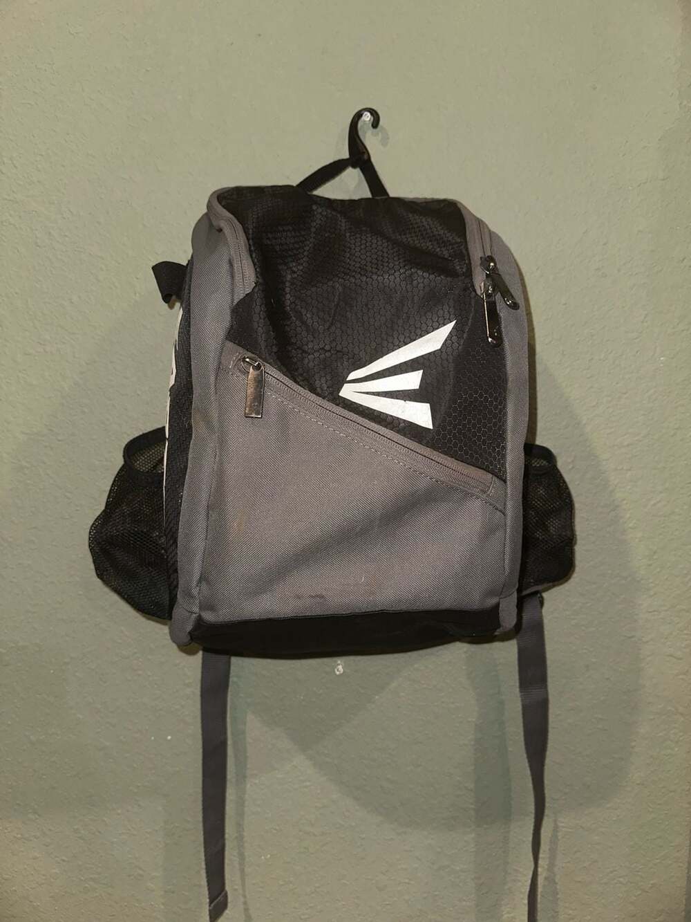 Easton Game Ready Youth Baseball Softball Backpack Bag Grey and Black